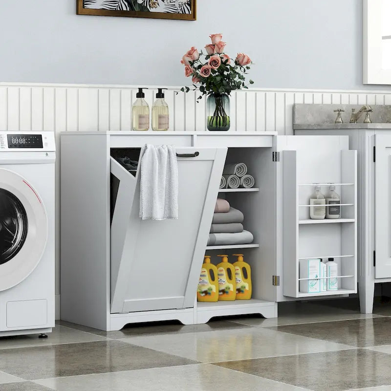 Freistehender Badezimmerschrank mit ausklappbarem Wäschekorb und verstellbarem Regalboden, Türregal-Design