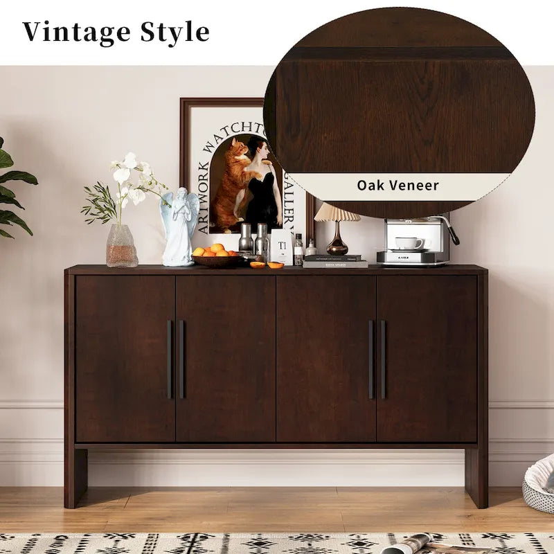 Sideboard aus Holz mit 4 Türen, verstellbaren Einlegeböden und langen Griffen