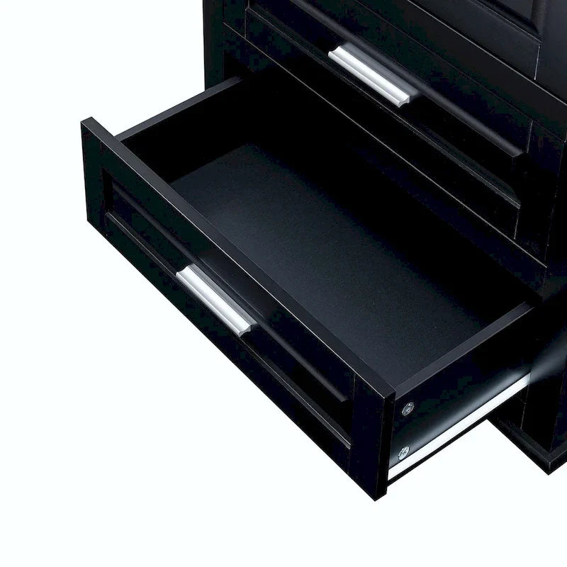 Hoher Badezimmerschrank mit drei Schubladen