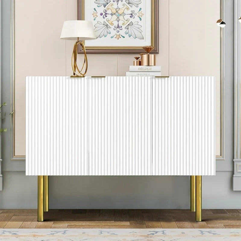 Aparador horizontal moderno y minimalista con patas y tiradores de metal dorado